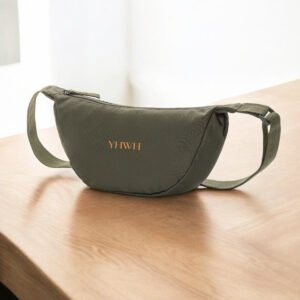 Sac banane en polyester recyclé Chrétien YAHWEH personnalisable